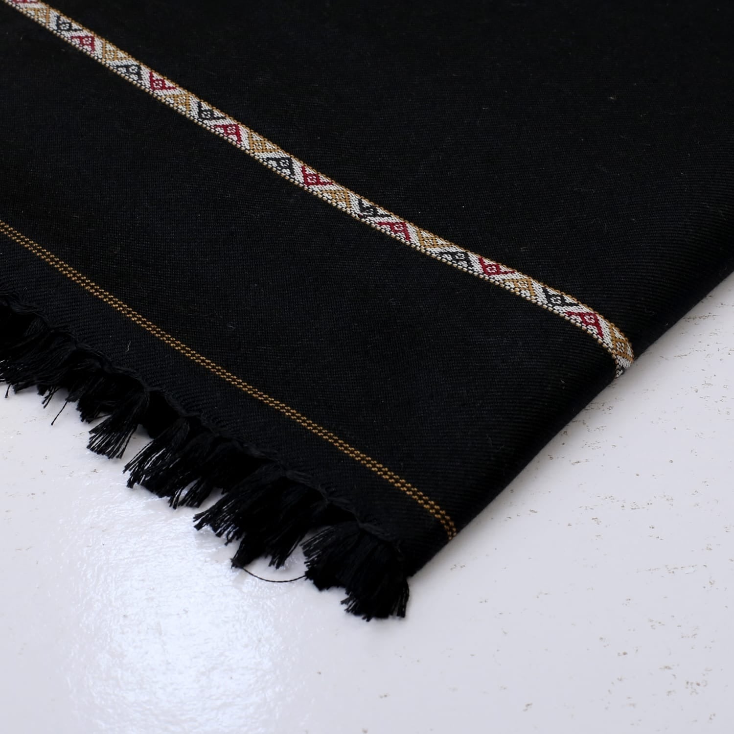 Swati Woolen Shawl Black - Faisalbad Fabrics